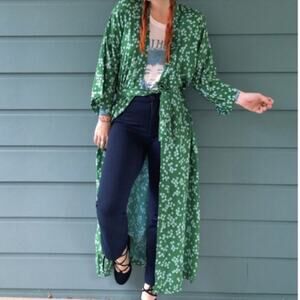 Novella Royale Green Daisy Long Length Duster Kimono Size M/L Bohemian Layering
